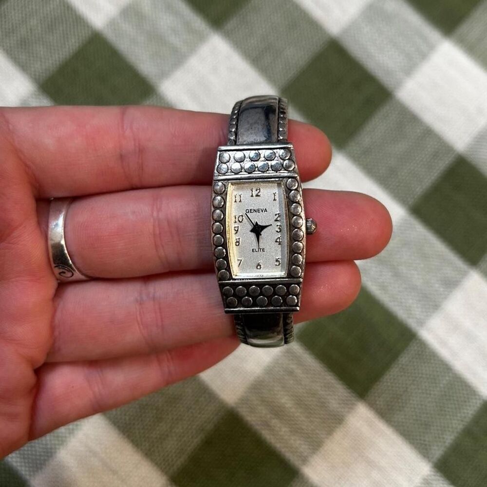 Dainty vintage silver watch!